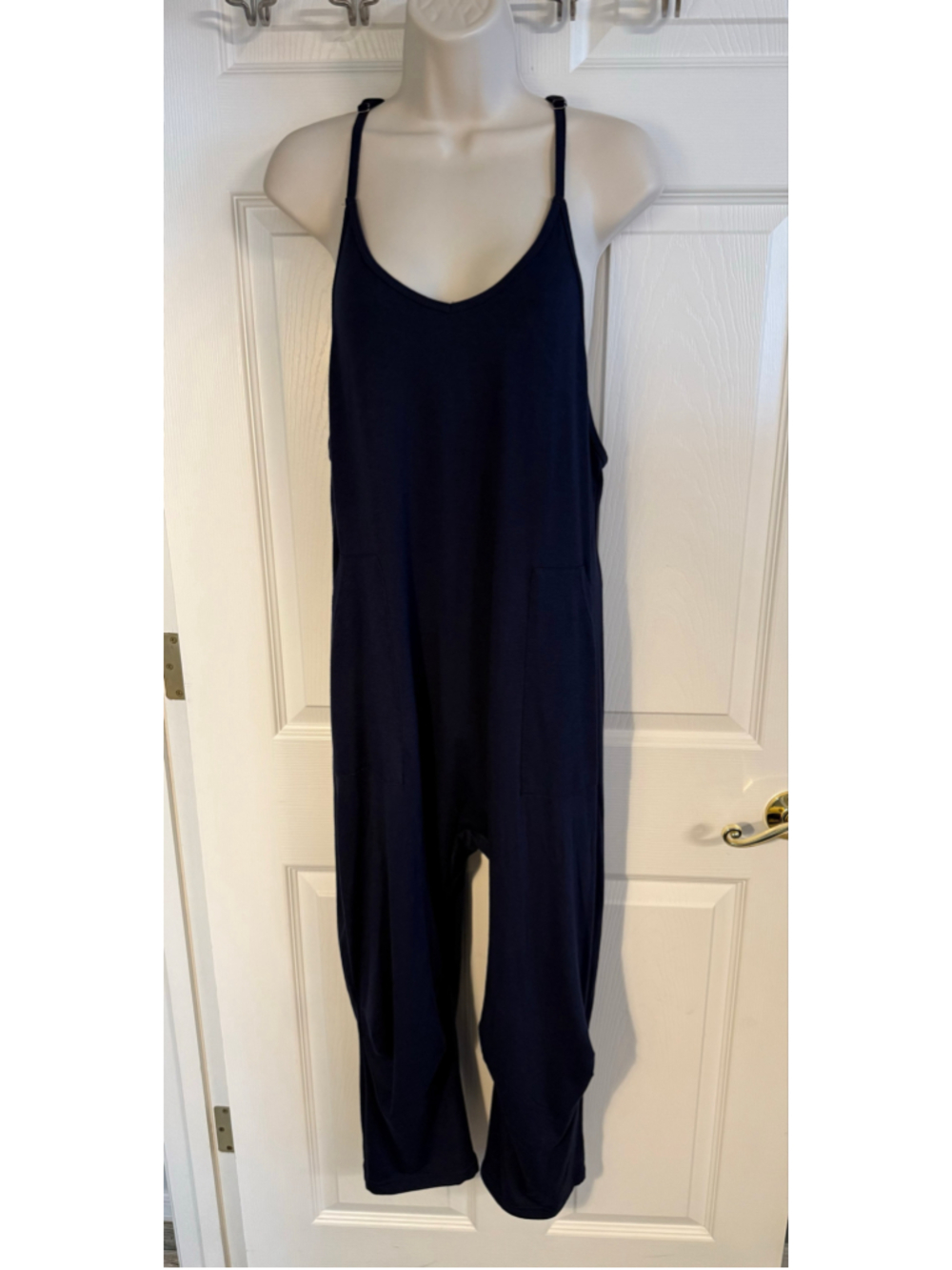 Navy casual cropped leg baggy romper size XS